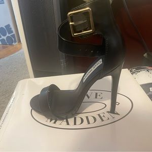 Steve Madden Marlenee heel. NEVER WORN